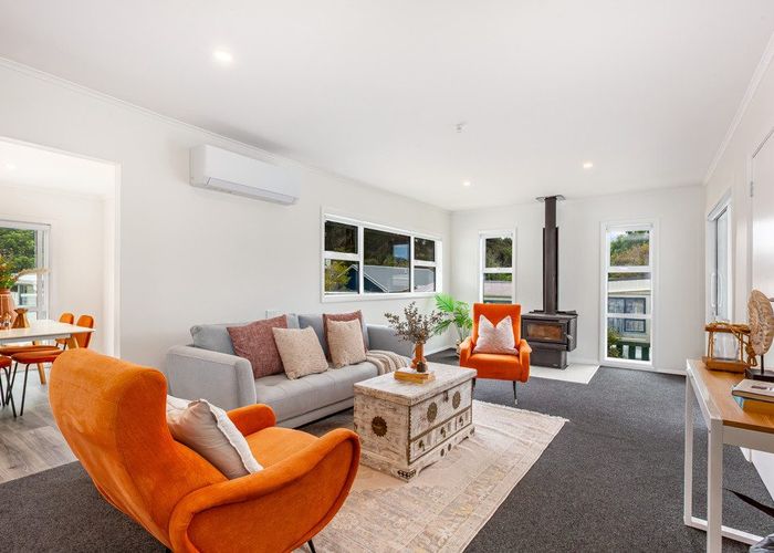  at 52 Lees Grove, Wainuiomata, Lower Hutt, Wellington