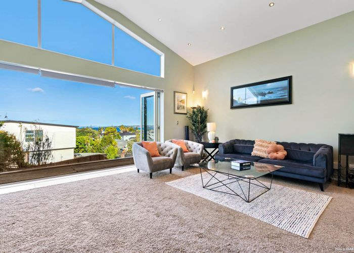  at 14 McCrystal Avenue, Bucklands Beach, Auckland