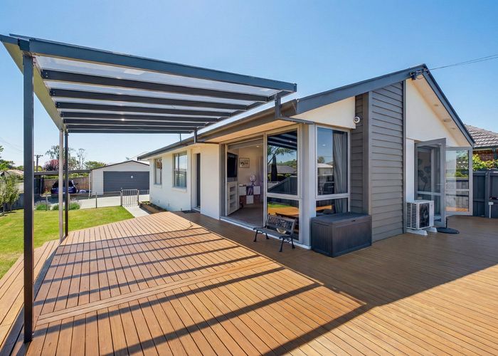  at 28 Greenhaven Drive, Burwood, Christchurch City, Canterbury