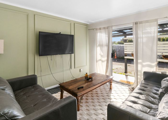  at 6/9 Vine Street, Mangere East, Manukau City, Auckland