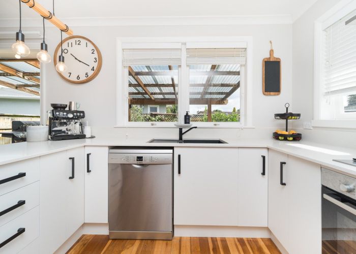  at 16 Marsden Place, Awapuni, Palmerston North, Manawatu / Whanganui