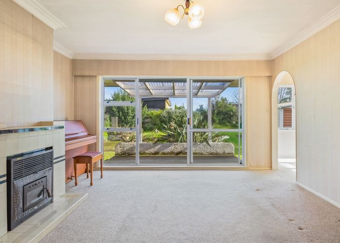  at 19 Mahoe Street, Otaki Beach, Otaki