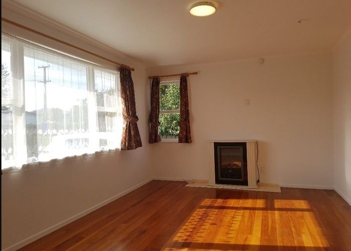  at 6 O'Connell Street, Manurewa, Manukau City, Auckland