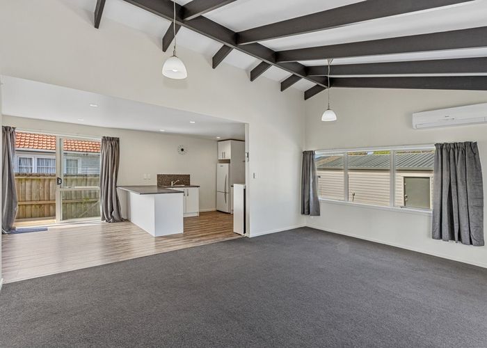  at 330 Breezes Road, Aranui, Christchurch