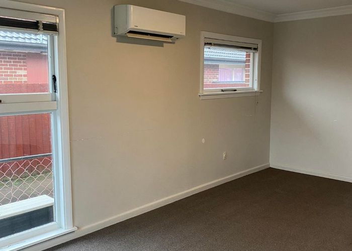  at 1/25 Hills Road, Edgeware, Christchurch