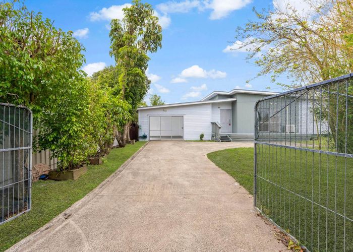  at 3&3A Mildmay Road, Henderson, Waitakere City, Auckland