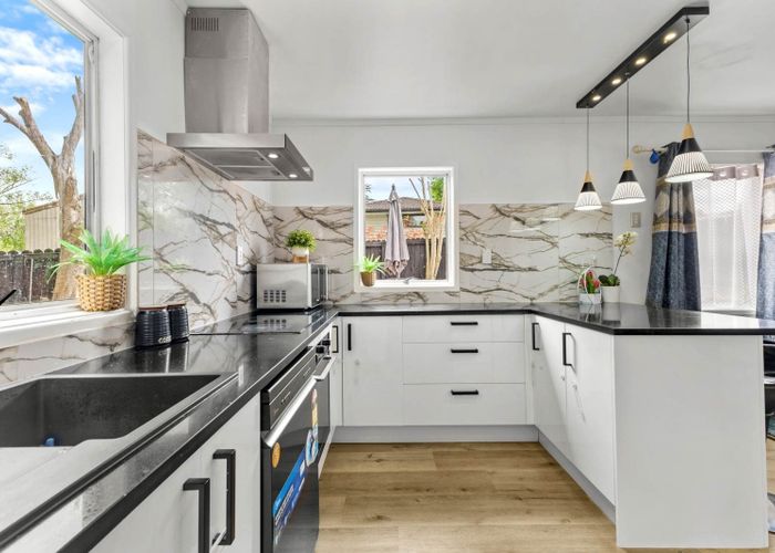  at 21 Chantal Place, Papakura, Papakura, Auckland