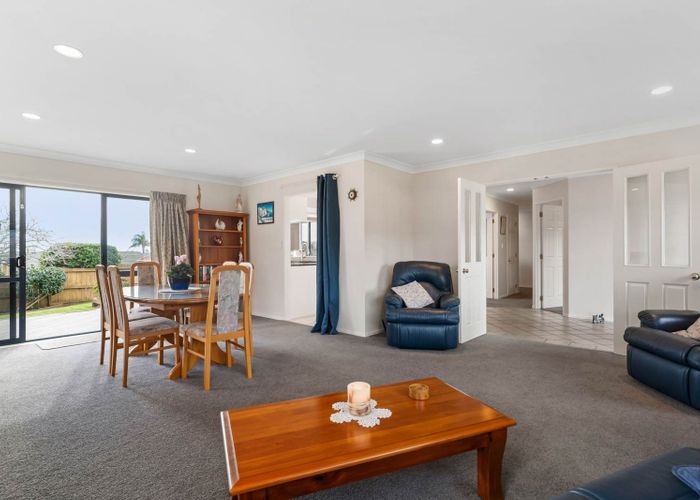  at 18 Limerick Place, Dannemora, Manukau City, Auckland