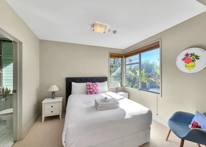  at Onetangi, Waiheke Island, Auckland