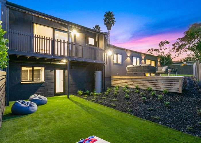 For sale 13 Davita Place, Farm Cove, Manukau City, Auckland homes.co.nz