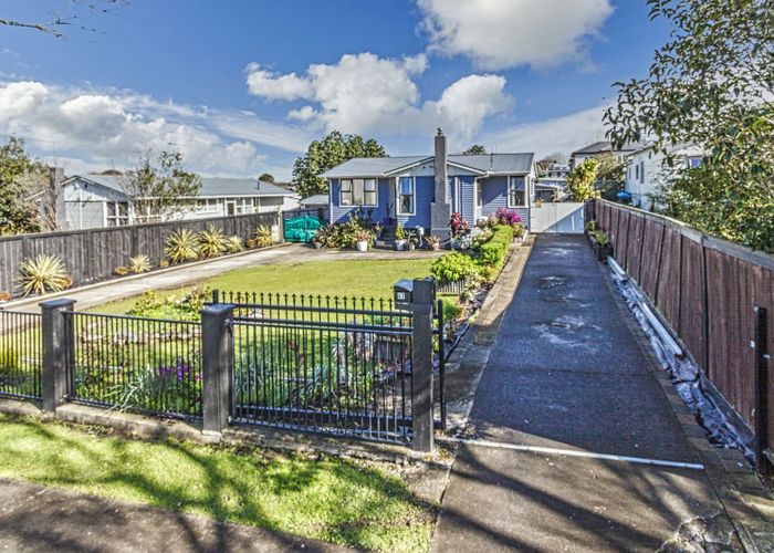  at 43 Margaret Road, Papatoetoe, Auckland