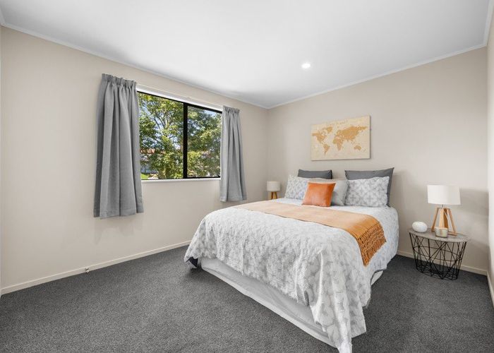  at 2/40 Borich Road, Sunnyvale, Waitakere City, Auckland