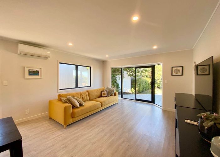  at 58H Barrack Road, Mount Wellington, Auckland