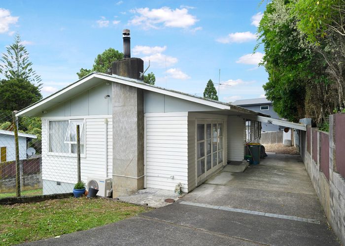  at 107 Captain Scott Road, Glen Eden, Auckland