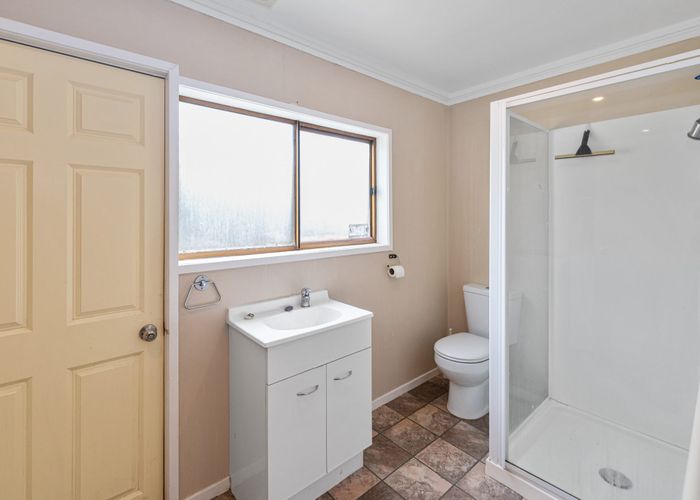  at 7 Pakira Avenue, Glendene, Auckland
