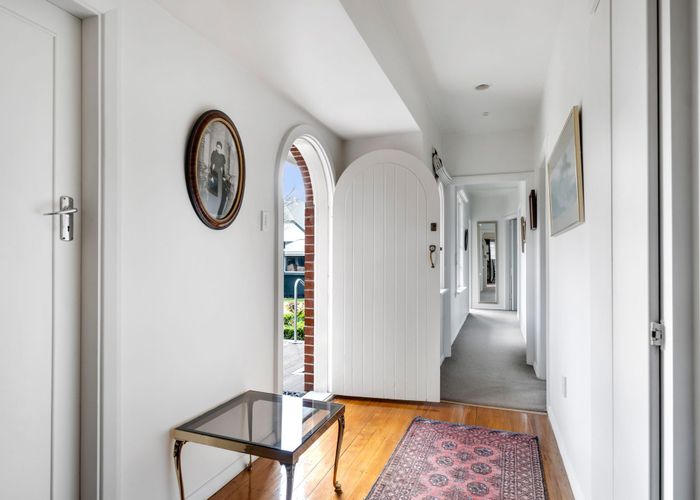  at 129 Hamilton Avenue, Ilam, Christchurch