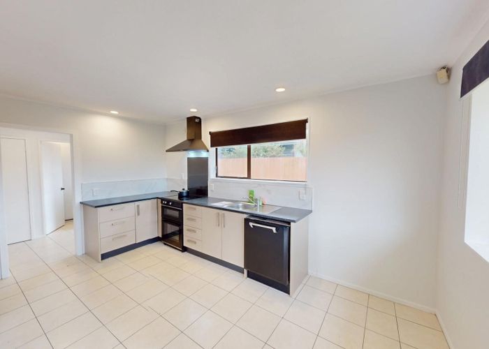  at 87 Norfolk Crescent, Otaki Beach, Otaki