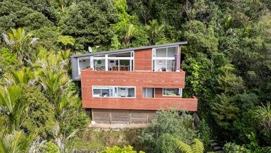  at 31 Lone Kauri Road, New Lynn