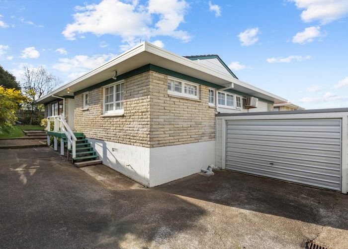  at 1/208 Pakuranga Road, Pakuranga Heights, Manukau City, Auckland