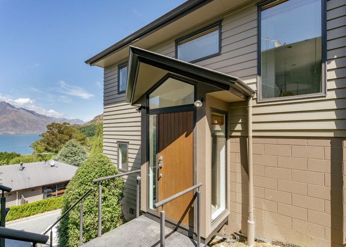  at 6/8 McKerrow Place, Sunshine Bay, Queenstown