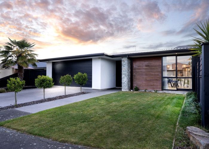  at 7 Fintan Mews, Aidanfield, Christchurch