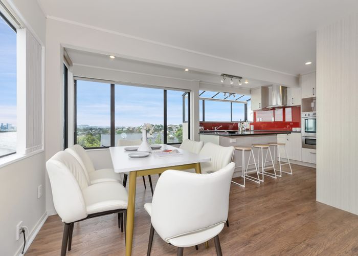  at 3/8 City View Terrace, Birkenhead, North Shore City, Auckland
