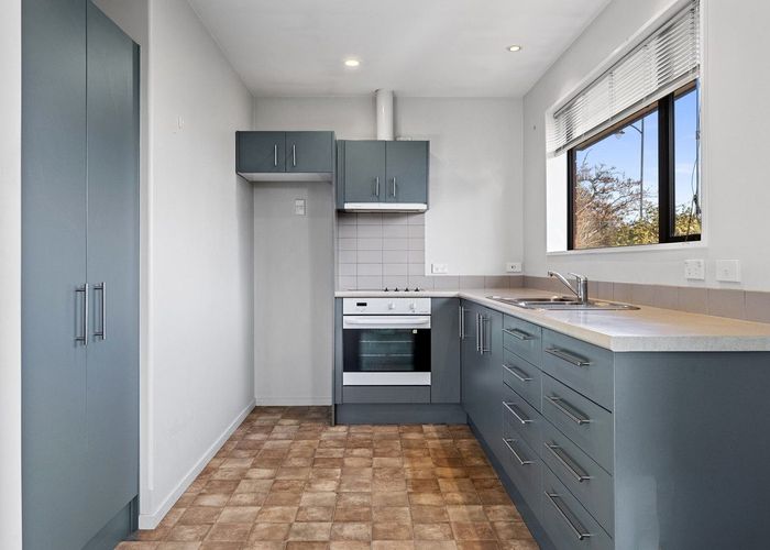  at 14 Clinton Lane, Woolston, Christchurch