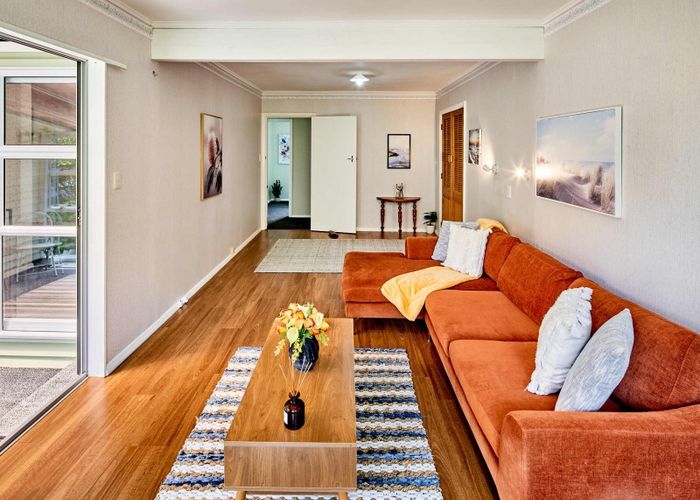  at 13 Kereru Bend, Tawa, Wellington