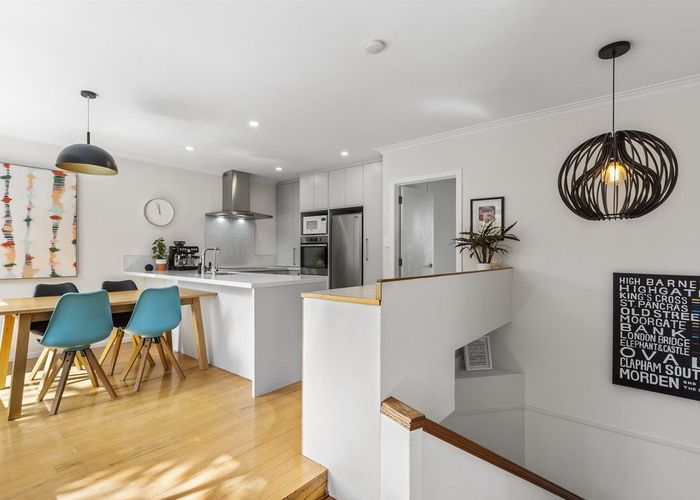  at 41 Covil Avenue, Te Atatu South, Auckland