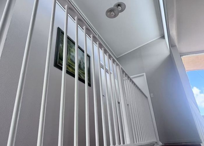  at 5 Pauline Place, Bucklands Beach, Manukau City, Auckland