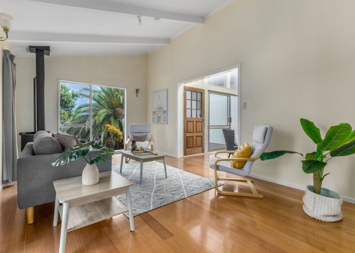  at 1 Cassley Crescent, Papakowhai, Porirua, Wellington