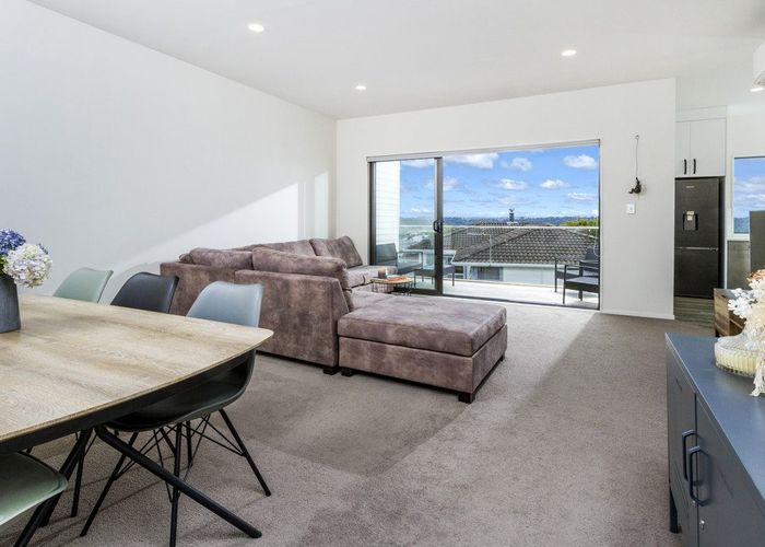  at 35B Seon Place, Birkdale, Auckland