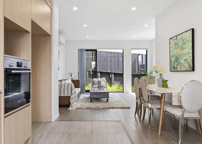  at 24C Lincoln Park Avenue, Massey, Auckland