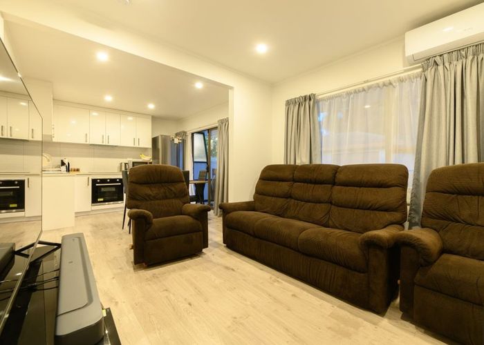  at 3/81 White Swan Road, Mount Roskill, Auckland City, Auckland