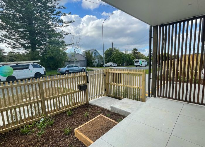  at 3/5 Brandon Road, Glen Eden, Waitakere City, Auckland