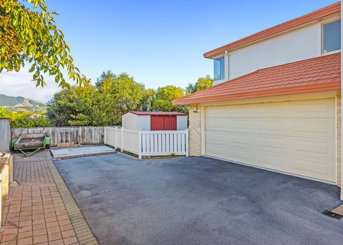  at 27 Millennium Hill, Paraparaumu