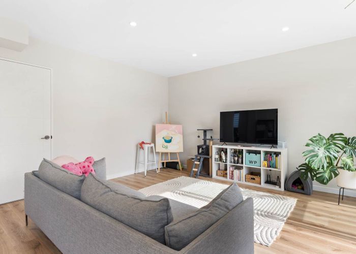  at 14B September Place, Forrest Hill, North Shore City, Auckland