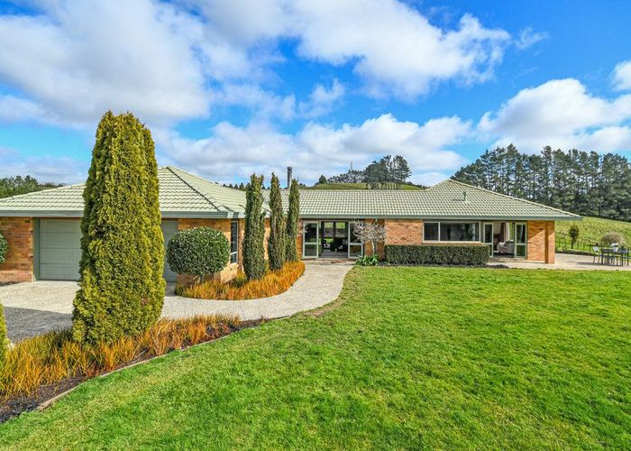  at 41 Downs Road, Papakura