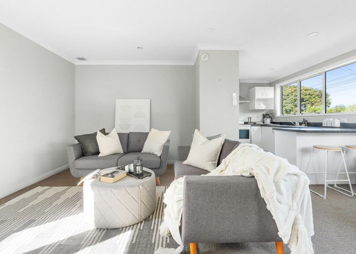  at 220 Belvedere Road, Carterton