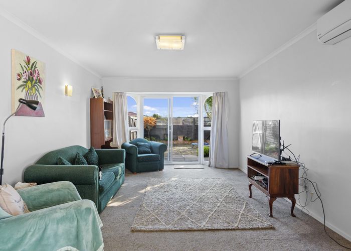  at 1/26 Apollo Place, Papanui, Christchurch City, Canterbury