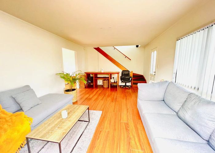  at 86B Avimore Drive, Highland Park, Manukau City, Auckland