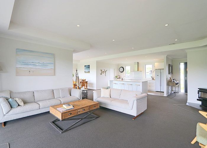  at 2 Awarua Road, Otatara