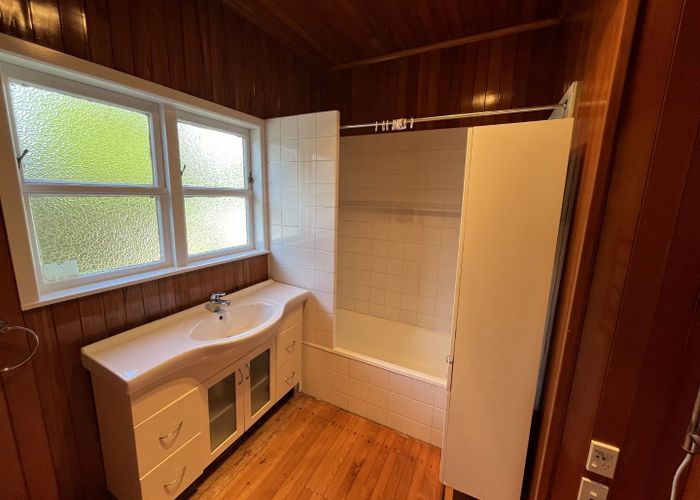  at 18 Walmsley Road, Mangere, Manukau City, Auckland