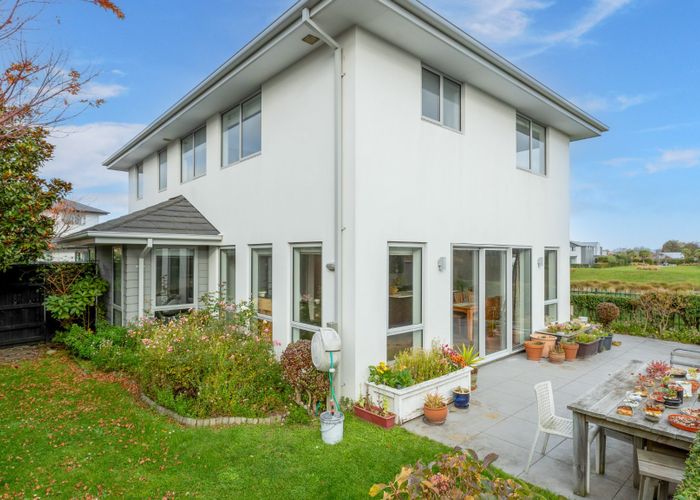  at 7 Somerville Crescent, Aidanfield, Christchurch
