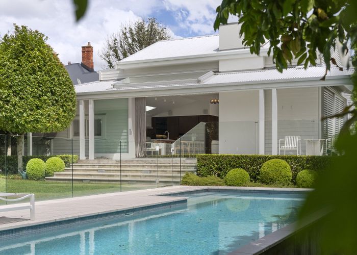  at 3 Masons Avenue, Herne Bay, Auckland