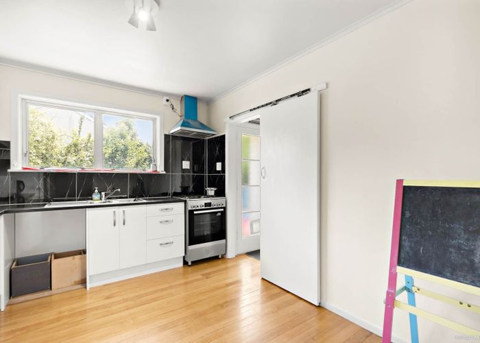  at 1/18 Coxhead Road, Manurewa, Manukau City, Auckland