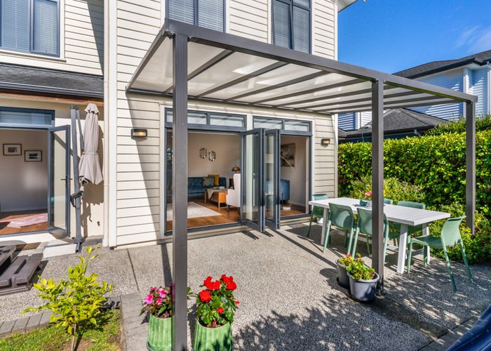  at 20 Trecarne Street, Karaka