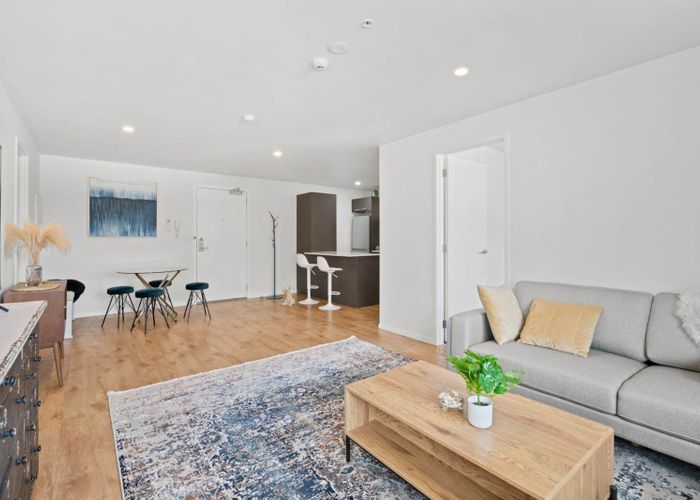  at 411/25 Bute Road, Browns Bay, North Shore City, Auckland