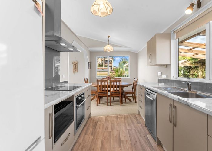 at 184 Pukehina Parade, Pukehina, Western Bay Of Plenty, Bay Of Plenty