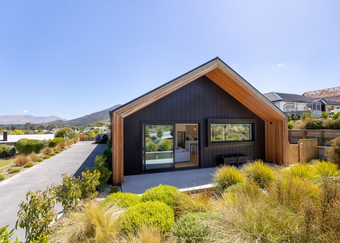  at 11 Sarges Way, Wanaka